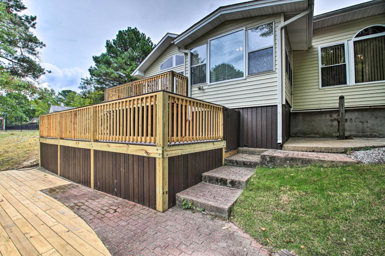 Lakefront Home With 2-Tier Deck And Boat Parking! Χοτ Σπρινγκς Εξωτερικό φωτογραφία